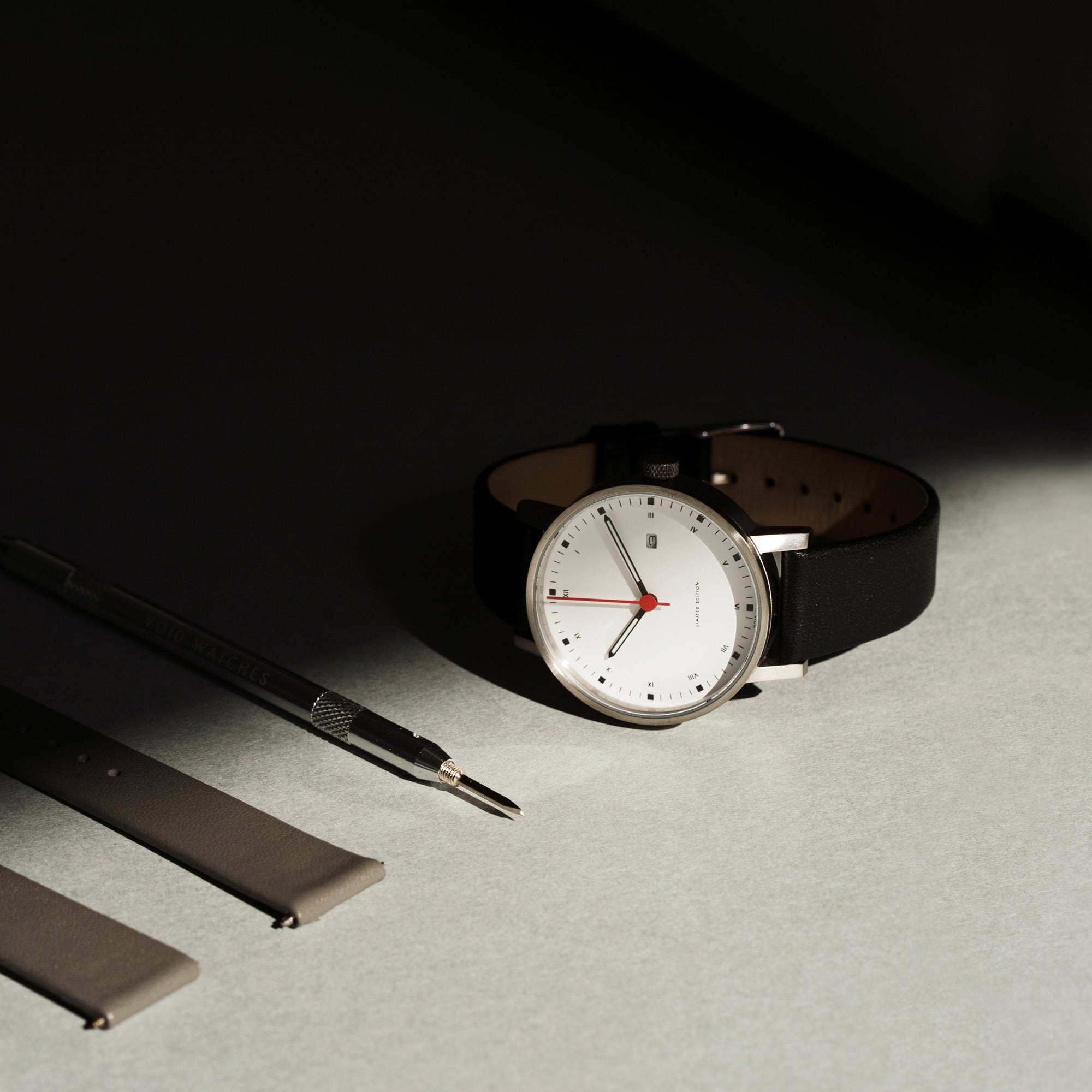 V03D - METIS Watch Set